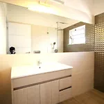 T1 Rocha/vista Mar/ac * Portimão